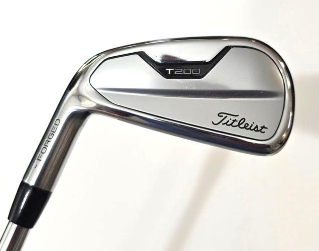 LEFTY! Titleist T200 4 Iron / Dynamic Gold X100 Extra Stiff Steel Shaft