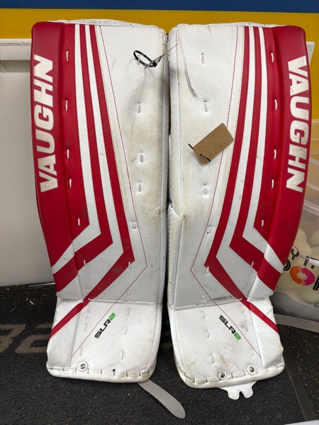 28" +2 Vaughn Ventus SLR2 Goalie Leg Pads **Used**