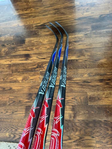 Senior Bauer Vapor Flylite Right Handed Hockey Stick P92 77 Flex Pro Stock (New)