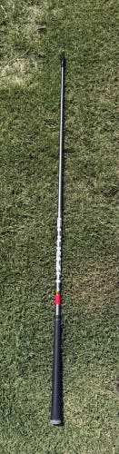 Hzrdus Silver standard regular flex wood shaft - 50 gram, with tour velvet golf pride grip.