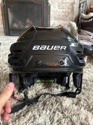 Large Bauer Re-Akt 85 Helmet Pro Stock (Used)