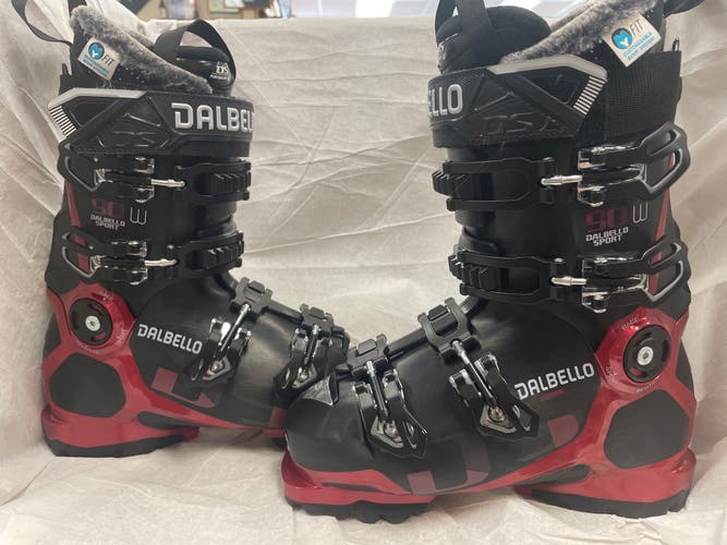 Mondo 24 & 24.5 Women's Dalbello DS All Mountain Ski Boots Soft Flex (New)