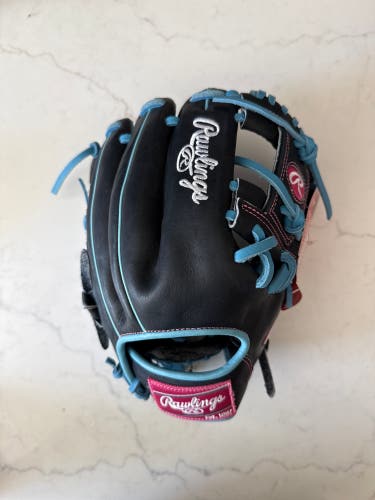2025 Rawlings Heart of the Hide RH Infield Baseball Glove 11.75" (New)