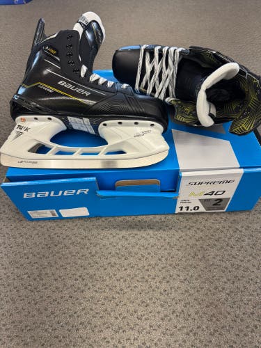 Bauer Supreme M40 Hockey Skates 11 (New) Fit 2