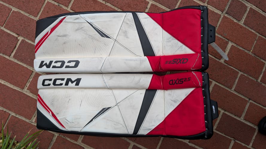 26" CCM Axis 2.5 Goalie Leg Pads (Used)