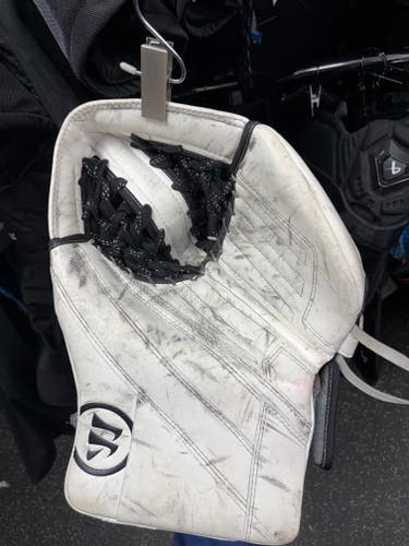 Warrior Ritual G4 Regular Catcher  **Used**