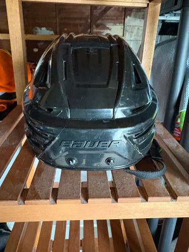 Medium Bauer Re-Akt 155 Helmet (Used)