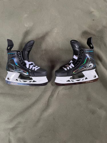 CCM Vizion Hockey Skates