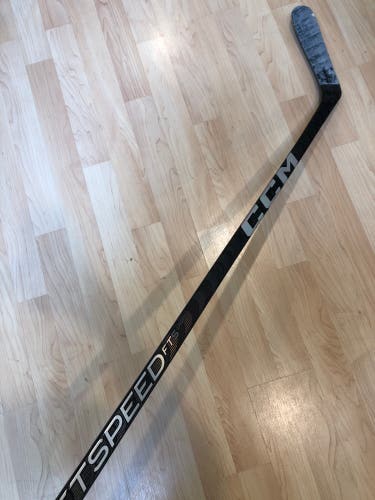 Intermediate CCM JetSpeed FT5 Pro Hockey Stick Left Hand P29 65 Flex (Used)