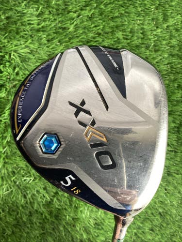 XXIO MP-1200 12 Fairway 5 Wood 18* With Regular Graphite Shaft