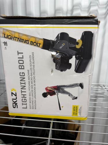 SKLZ Baseball pitching machine!