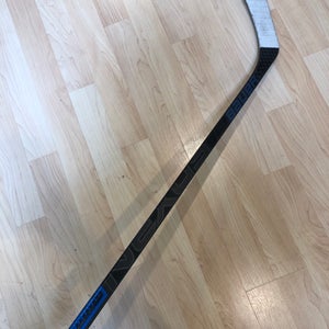 Junior Bauer Nexus Freeze Pro Hockey Stick Left Hand P92 40 Flex (Used)