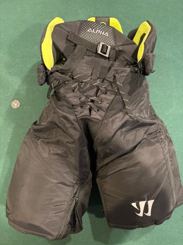 Senior Medium Warrior alpha Hockey Pants (New)