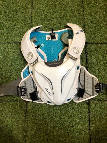 Adult Large Maverik Shift Shoulder Pads (Used)