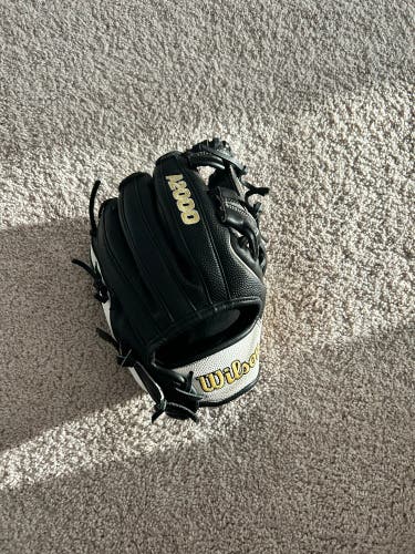 2024 Wilson A2000 RH Baseball Glove 11.5" (Used)