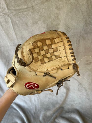 White Rawlings Liberty Advanced RH Softball Glove 12" (Used)