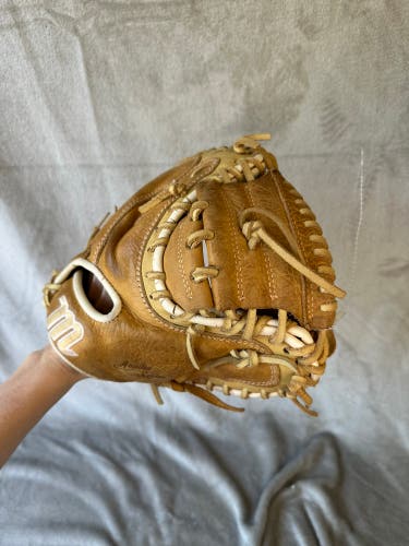 Brown Marucci Acadia RH Catcher's Baseball Glove 32" (Used)