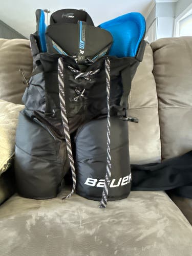 Senior Large Bauer HP Pro Hockey Pants (New)