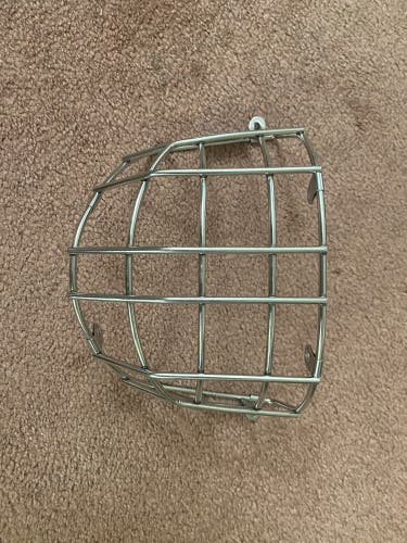 Senior Medium Bauer Profile 960 Goalie Mask (New)