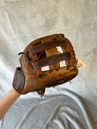 Brown Louisville Slugger OMAHA PRO RH Outfield Baseball Glove 11.75" (Used)