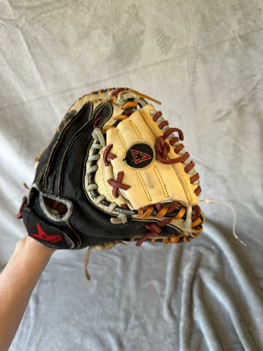 Black All Star Cm1010bt RH Catcher's Baseball Glove 32" (Used)