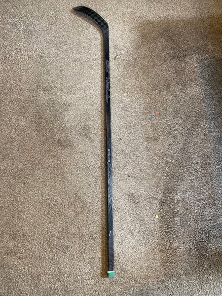 Senior True Project X Smoke Right Handed Hockey Stick T28 65 Flex