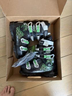 Dalbello Green Menace Mondo 22 & 22.5 Unisex Dalbello Green Menace 4.0 Ski Boots (Used)