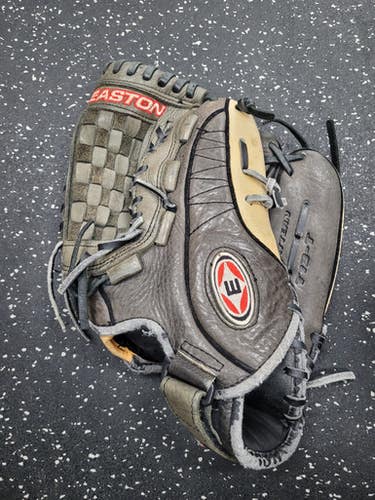 Used Easton TYPHOON T13-T BB/SB Glove RH Throw Black 13" 11849-S000039556