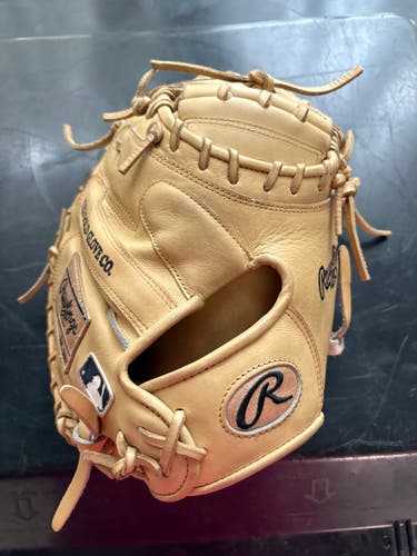 2025 Rawlings RH Catcher's Heart of the Hide Baseball Glove 33" (Used)