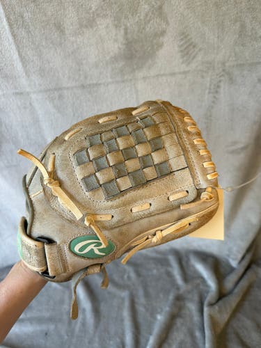 Gray Rawlings Sure Catch RH Pitcher's Baseball Glove 11.5" (Used)