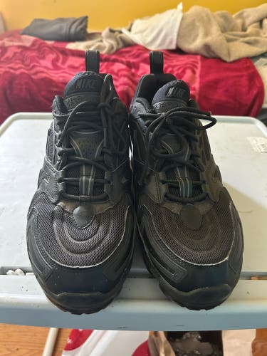 Black Unisex Size 13.0 (W 14.0) Adult Nike Shoes (Used)