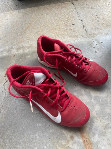 Red Men's Size M 7.5 (W 8.5) Adult Nike Molded Cleats (Used)
