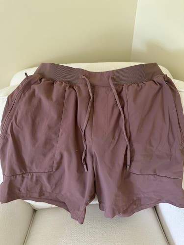 Men's Lululemon Shorts (Used)