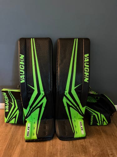 36" 2025 Vaughn SLR4 Pro Carbon Goalie Leg Pads (Used)