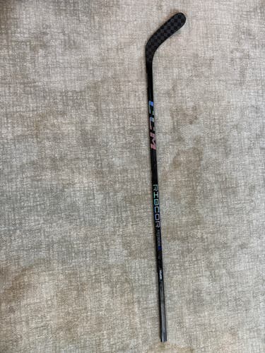 Senior CCM Ribcor Trigger 9 Right Handed Hockey Stick P88 85 Flex (New)