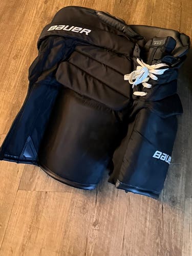 Senior XL 2024 Bauer Pro Hockey Goalie Pants (Used)