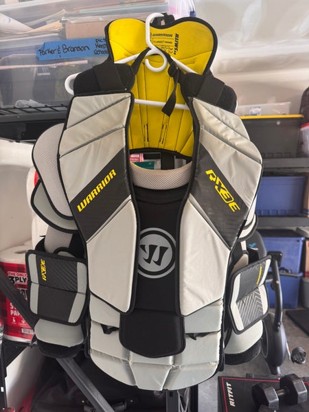 Like new Warrior RX3E+ Goalie Chest Protector