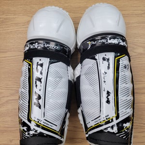 Senior CCM Tacks Pro 14" Shin Pads Pro Stock (Used)