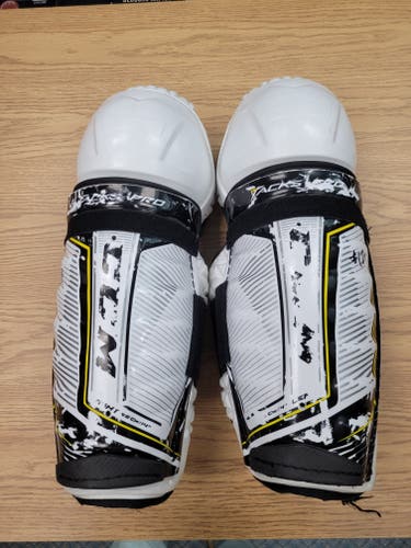 Senior CCM Tacks Pro 14" Shin Pads Pro Stock (Used)