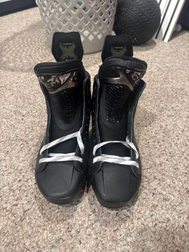 2024 CCM Tacks XF Pro Hockey Skates Regular Width Pro Stock 9.5 (Used)