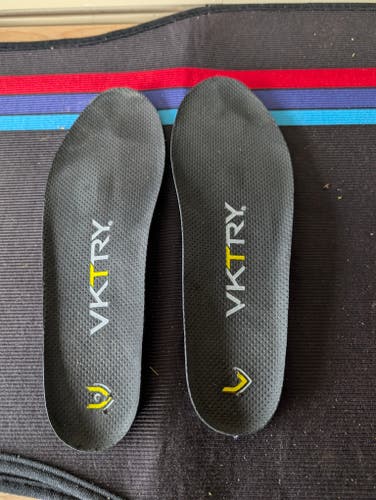 VKTRY Gold Carbon Fiber Performance Insoles - Size 10/10.5 (Pro Level 4)
