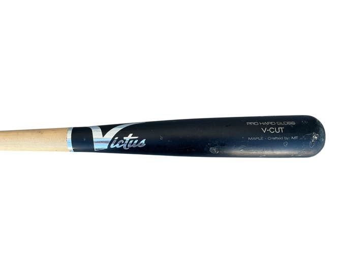***HOT BAT*** Victus V-Cut Bat (-3) Maple 30 oz 33" (Used)