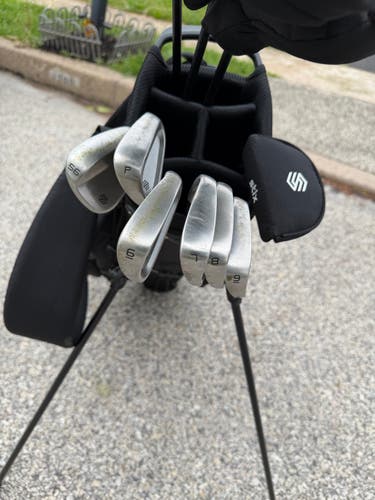 Men's Right Handed Clubs (Full Set) Regular Flex 10 Pieces (Used)
