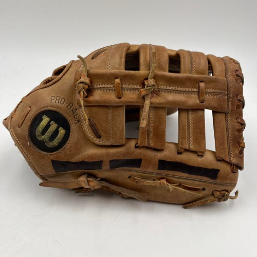 Wilson A2000 1793 12.5 Outfield Baseball Glove
