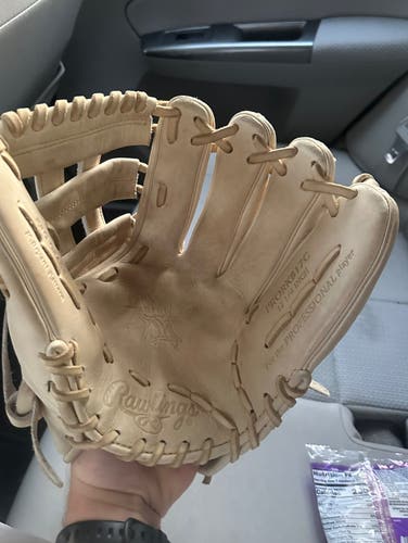 2021 Rawlings Heart of the Hide RH Outfield Baseball Glove 12.25" (Used)