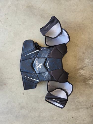 Large Senior Bauer X Shoulder Pads (Used)