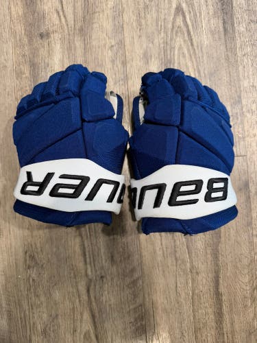 Bauer Vapor Hyperlite Gloves 13" Pro Stock (Used)