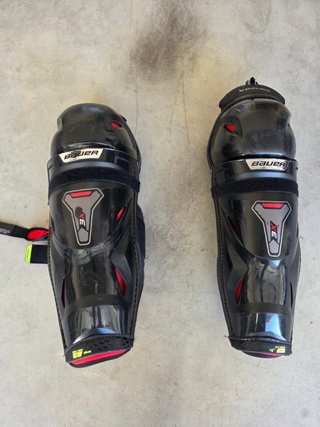 Senior Bauer Vapor 3X 15" Shin Pads (Used)