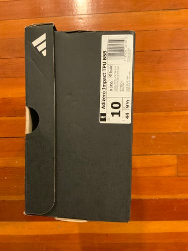 White Men's Size M 10.0 (W 11.0) Adult Adidas Low Top Molded Cleats (New)