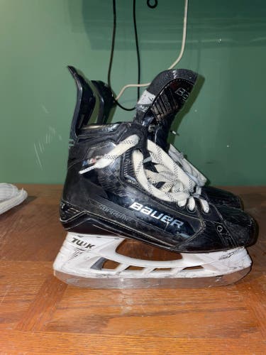 2022 Bauer Supreme Mach Hockey Skates Regular Width 7 (Used)